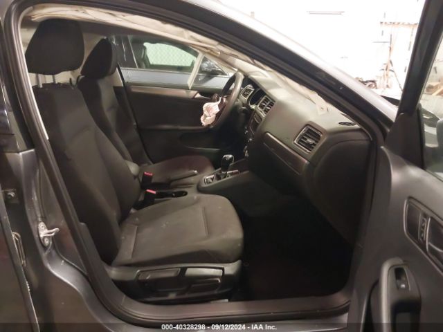 3VWLA7AJ4FM261936 Volkswagen Jetta 2.0l Tdi S