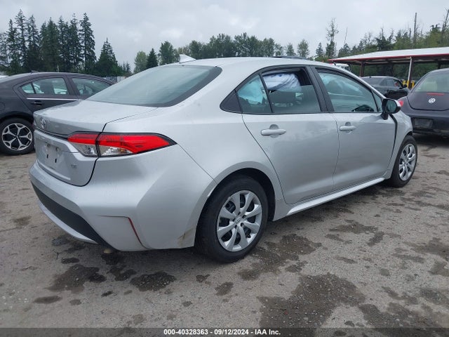 Toyota COROLLA LE 2022 5YFEPMAE6NP357649 Image 4