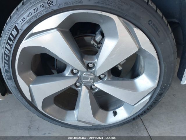1HGCV2F97KA011897 Honda Accord Touring 2.0t