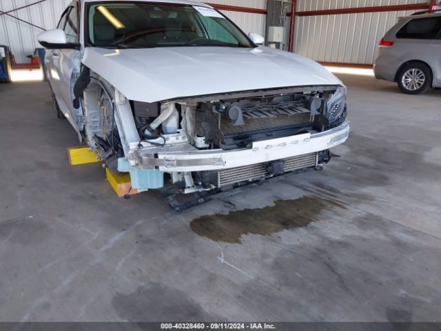 1HGCV2F97KA011897 Honda Accord Touring 2.0t