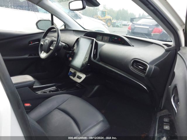 JTDKARFU0J3056881 Toyota Prius Four