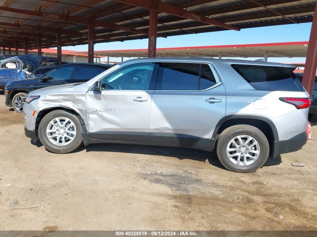 Chevrolet Traverse Awd Ls 2022 1GNEVFKW6NJ154801 Image 14