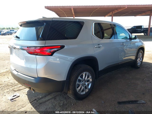 Chevrolet Traverse Awd Ls 2022 1GNEVFKW6NJ154801 Image 4