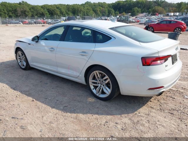 WAUBNCF50KA093658 Audi A5 45 Premium