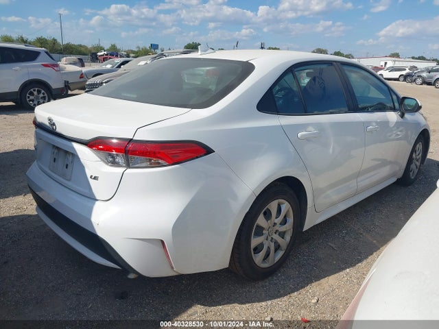Toyota COROLLA LE 2022 5YFEPMAE3NP286281 Image 4