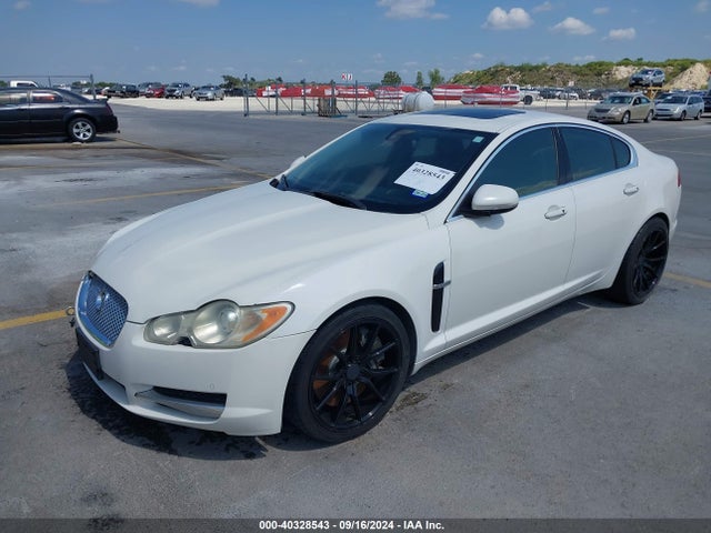 2010 JAGUAR XF SAJWA0HEXAMR69372 Photo 1