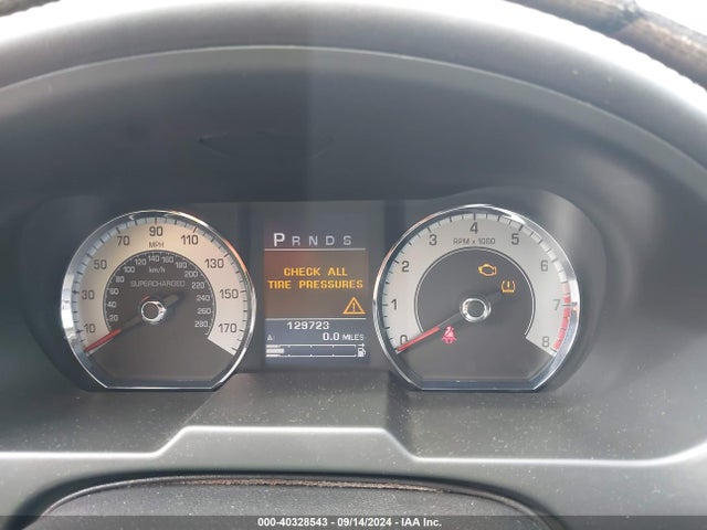 2010 JAGUAR XF SAJWA0HEXAMR69372 Photo 6