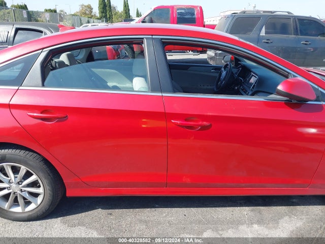 Hyundai SONATA SE 2019 5NPE24AF2KH776307 Image 12