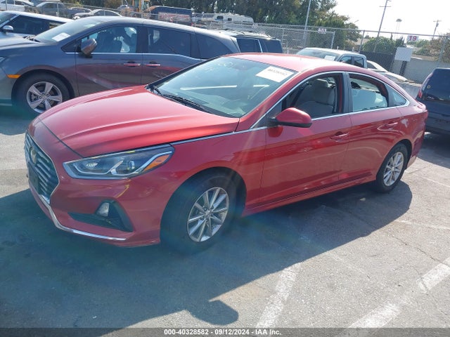 Hyundai SONATA SE 2019 5NPE24AF2KH776307 Image 2