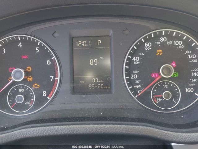 1VWAT7A35EC102376 Volkswagen Passat 1.8t Wolfsburg Edition