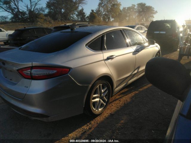 1FA6P0H75E5406976 Ford FUSION SE