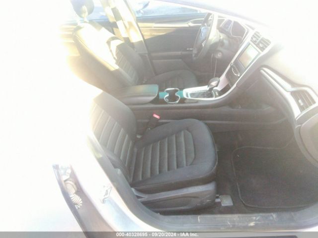 1FA6P0H75E5406976 Ford FUSION SE
