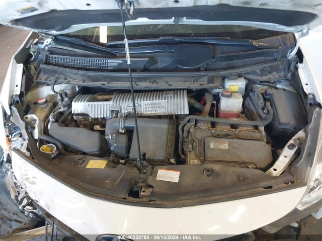 Toyota Prius V Four 2015 JTDZN3EU2FJ021005 Image 10