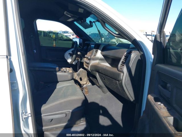 3C6UR5CL1NG391647 RAM 2500 Tradesman  4x4 6'4 Box