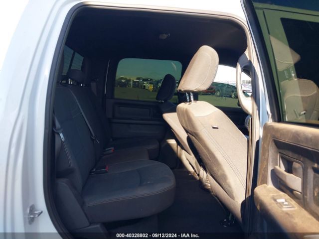 3C6UR5CL1NG391647 RAM 2500 Tradesman  4x4 6'4 Box