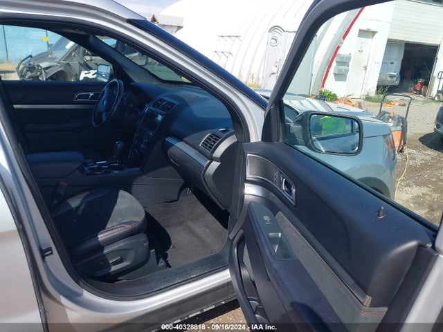 Ford EXPLORER XLT 2019 1FM5K8D8XKGA73753 Image 5