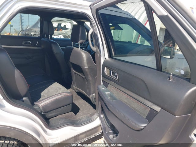 Ford EXPLORER XLT 2019 1FM5K8D8XKGA73753 Image 8