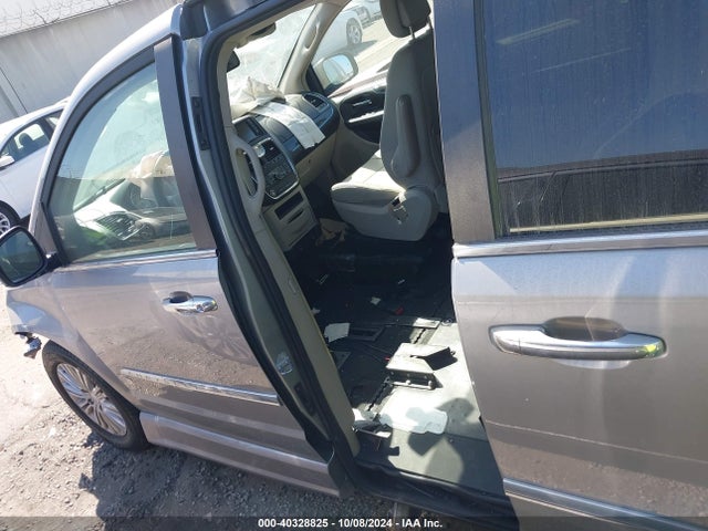 2C4RC1CG5GR271424 Chrysler Town & Country Touring-l