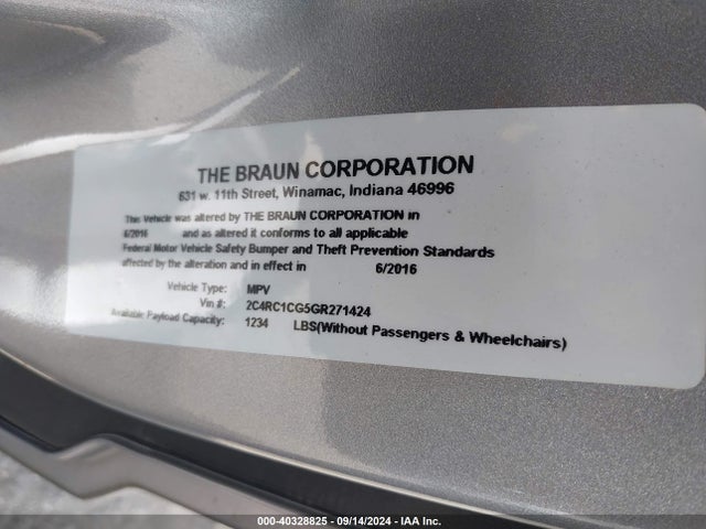 2C4RC1CG5GR271424 Chrysler Town & Country Touring-l