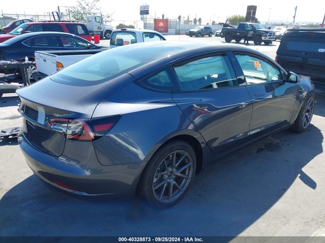 2023 TESLA MODEL 3 5YJ3E1EA1PF693307 Photo 3