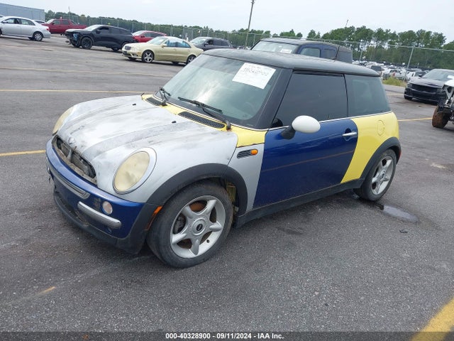 2005 MINI COOPER WMWRC33595TJ69007 Photo 1