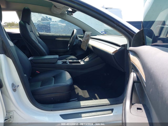 2023 TESLA MODEL 3 5YJ3E1EA3PF563996 Photo 4