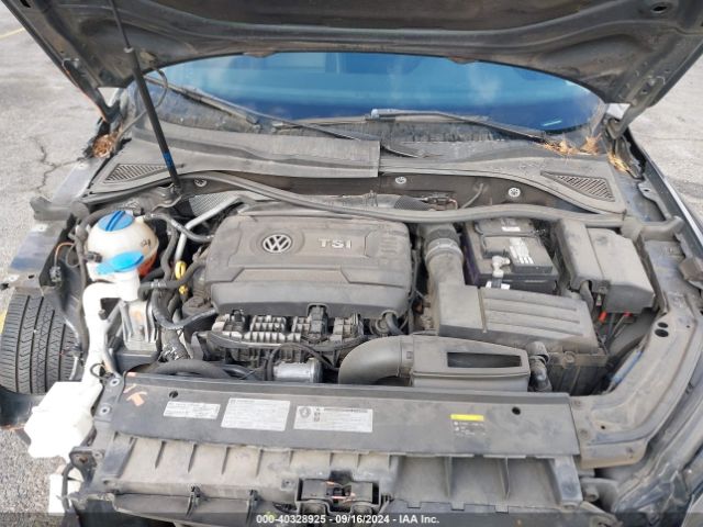 1VWDT7A3XHC028261 Volkswagen Passat 1.8t R-line