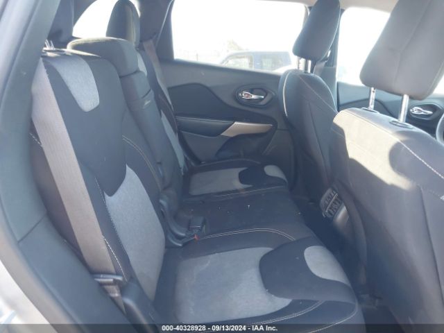 1C4PJLAB4HW641156 Jeep Cherokee Altitude Fwd