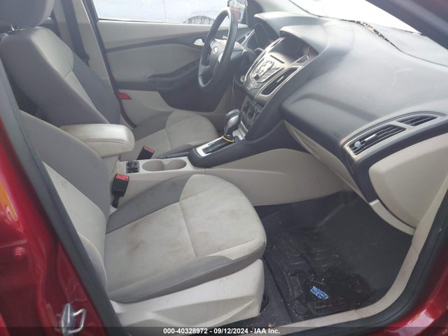 Ford FOCUS SE 2014 1FADP3F29EL135514 Image 5