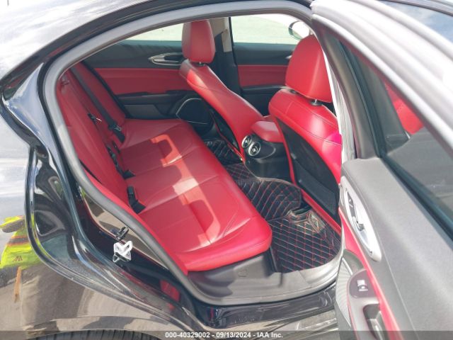 ZARFAEDN0H7550026 Alfa Romeo Giulia Awd