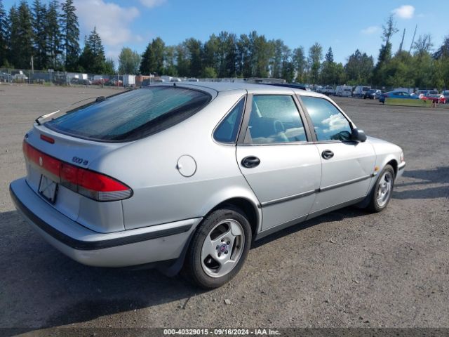 1998 SAAB 900 YS3DD55B1W2012371 Photo 3