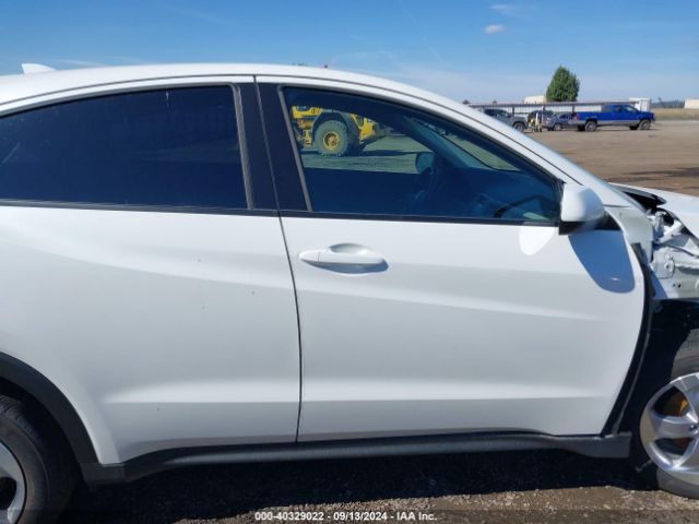 3CZRU6H31MM748332 Honda Hr-v Awd Lx