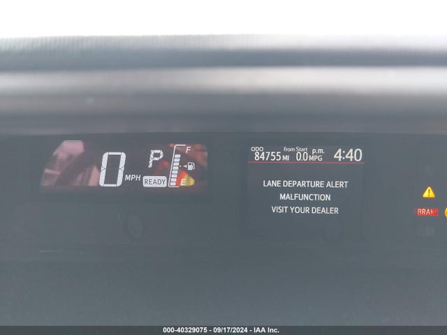 Toyota Prius C Four 2016 JTDKDTB31G1136387 Image 7