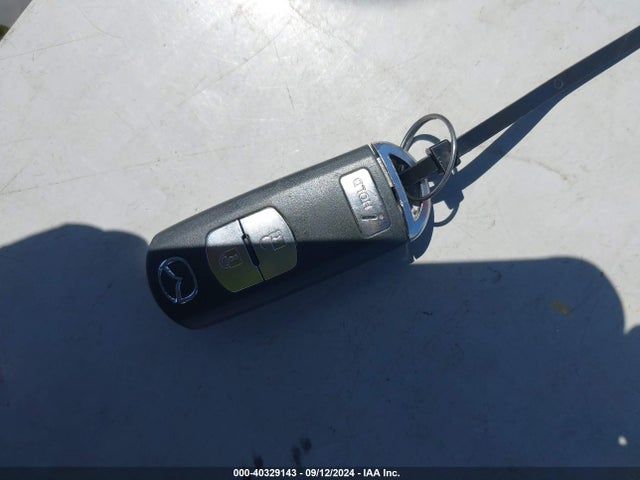 Продаж на аукціоні авто 2016 Mazda Mazda3 I Sport, vin: 3MZBM1J74GM318321, номер лоту: 40329143