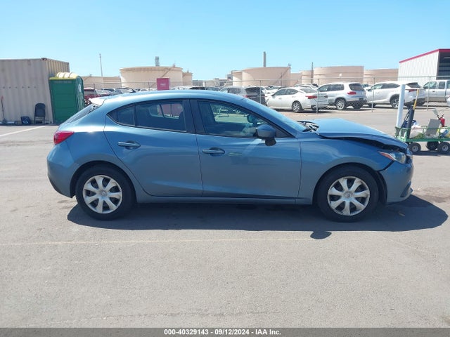 Продаж на аукціоні авто 2016 Mazda Mazda3 I Sport, vin: 3MZBM1J74GM318321, номер лоту: 40329143