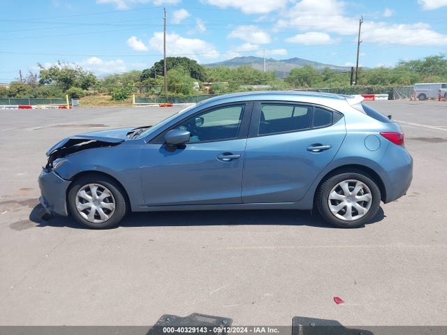 Продаж на аукціоні авто 2016 Mazda Mazda3 I Sport, vin: 3MZBM1J74GM318321, номер лоту: 40329143