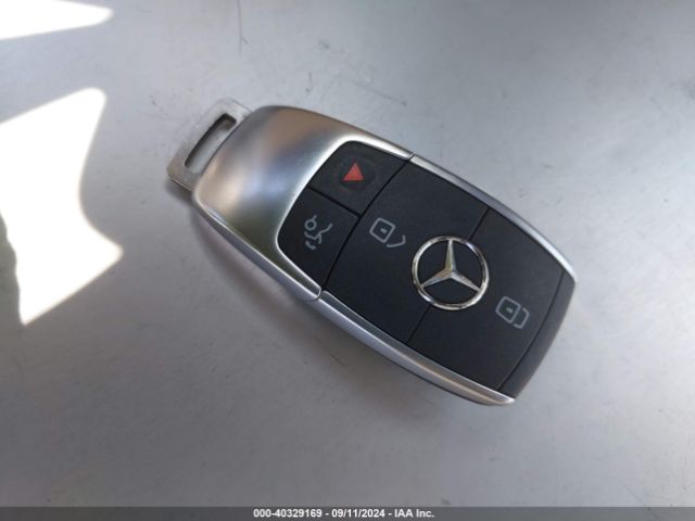 WDD3G4EB4KW017805 Mercedes-Benz A 220