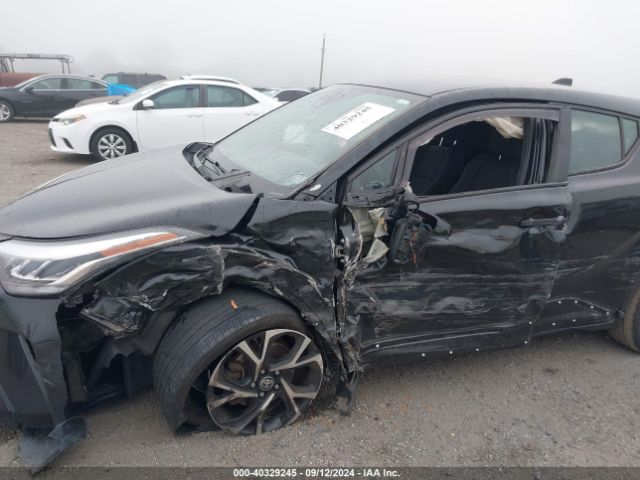 NMTKHMBX8MR130788 Toyota C-HR XLE
