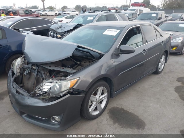 Toyota CAMRY SE 2014 4T1BF1FK5EU429944 Image 2