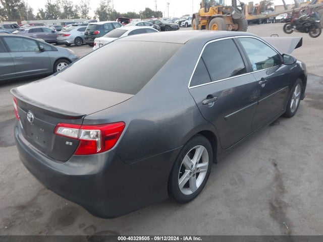 Toyota CAMRY SE 2014 4T1BF1FK5EU429944 Image 4