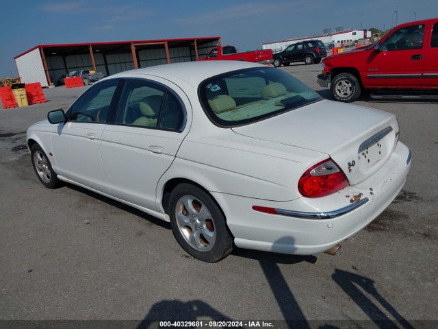 2001 JAGUAR S-TYPE SAJDA01N11FM07737 Photo 2