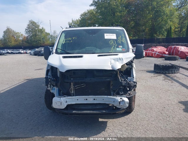 Ford Transit-150 2018 1FTYE1YM6JKB35703 Image 12