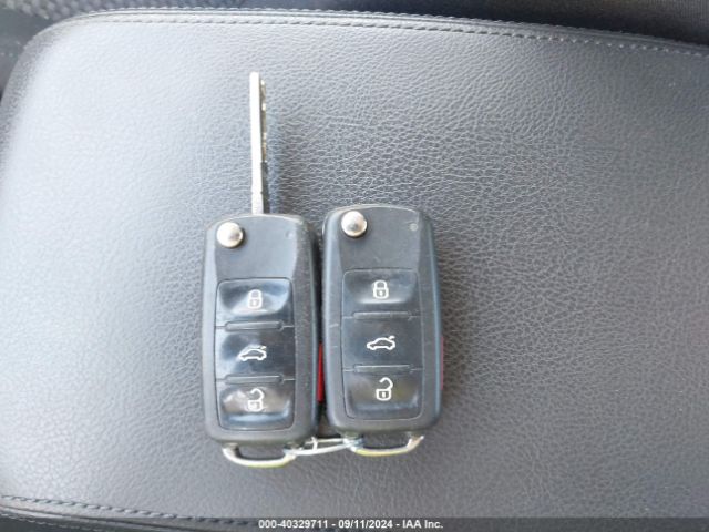 1VWAP7A36EC018846 Volkswagen Passat 2.5l S