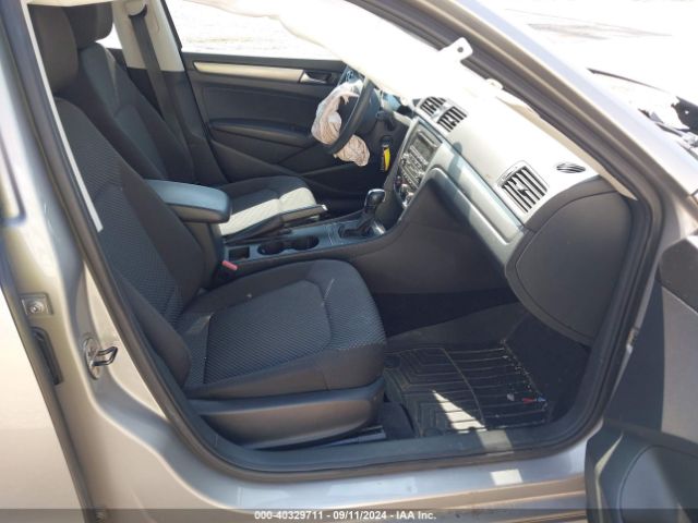 1VWAP7A36EC018846 Volkswagen Passat 2.5l S