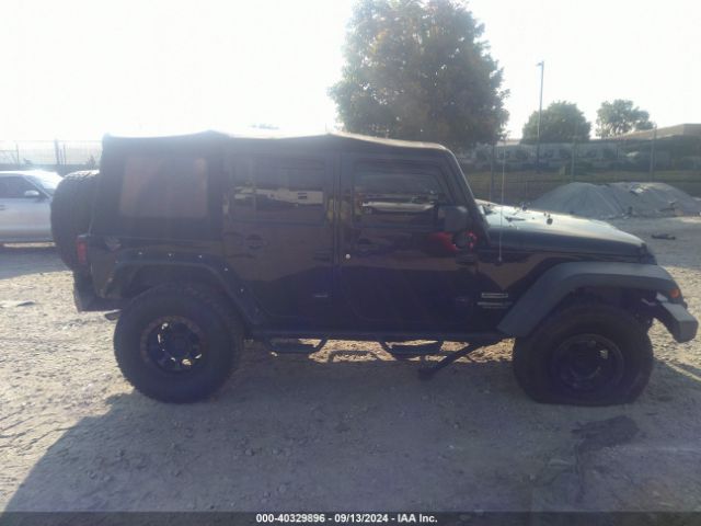 1C4BJWDG2HL710611 Jeep Wrangler Unlimited Sport 4x4