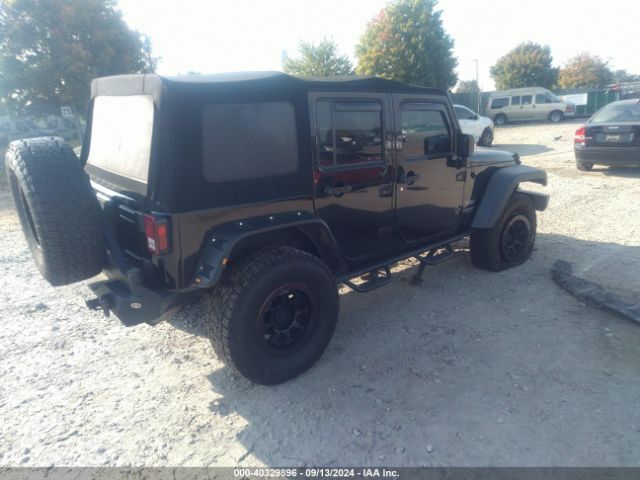 1C4BJWDG2HL710611 Jeep Wrangler Unlimited Sport 4x4