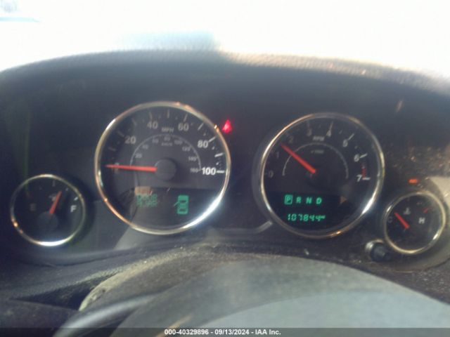 1C4BJWDG2HL710611 Jeep Wrangler Unlimited Sport 4x4