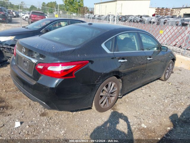 2017 NISSAN ALTIMA 1N4AL3AP9HC292465 Photo 3