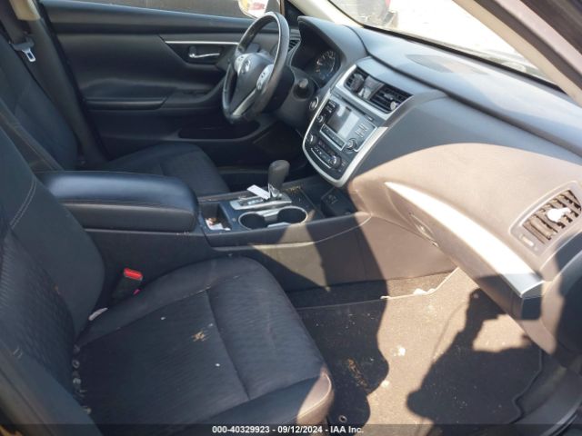 2017 NISSAN ALTIMA 1N4AL3AP9HC292465 Photo 4