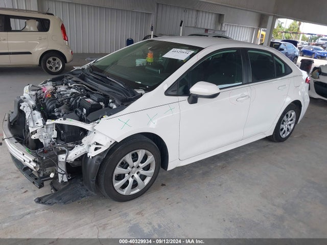 Toyota COROLLA LE 2020 5YFEPRAEXLP063214 Image 2